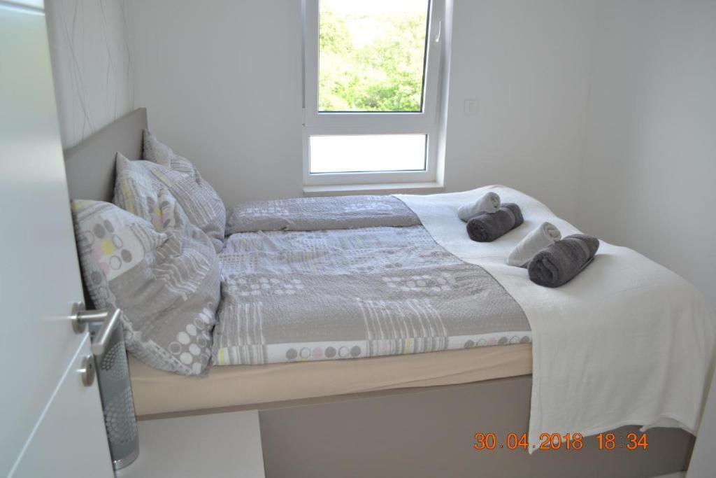 My Paradies - Njivice Penthouse*** المظهر الخارجي الصورة