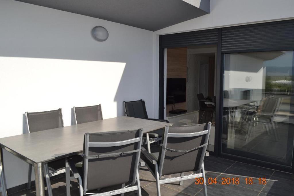 My Paradies - Njivice Penthouse*** المظهر الخارجي الصورة